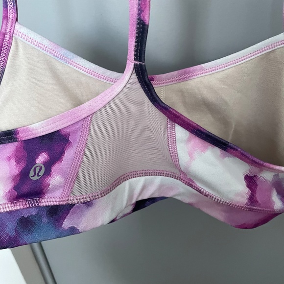 lululemon Flow Y Bra Sz 6 - Picture 4 of 7